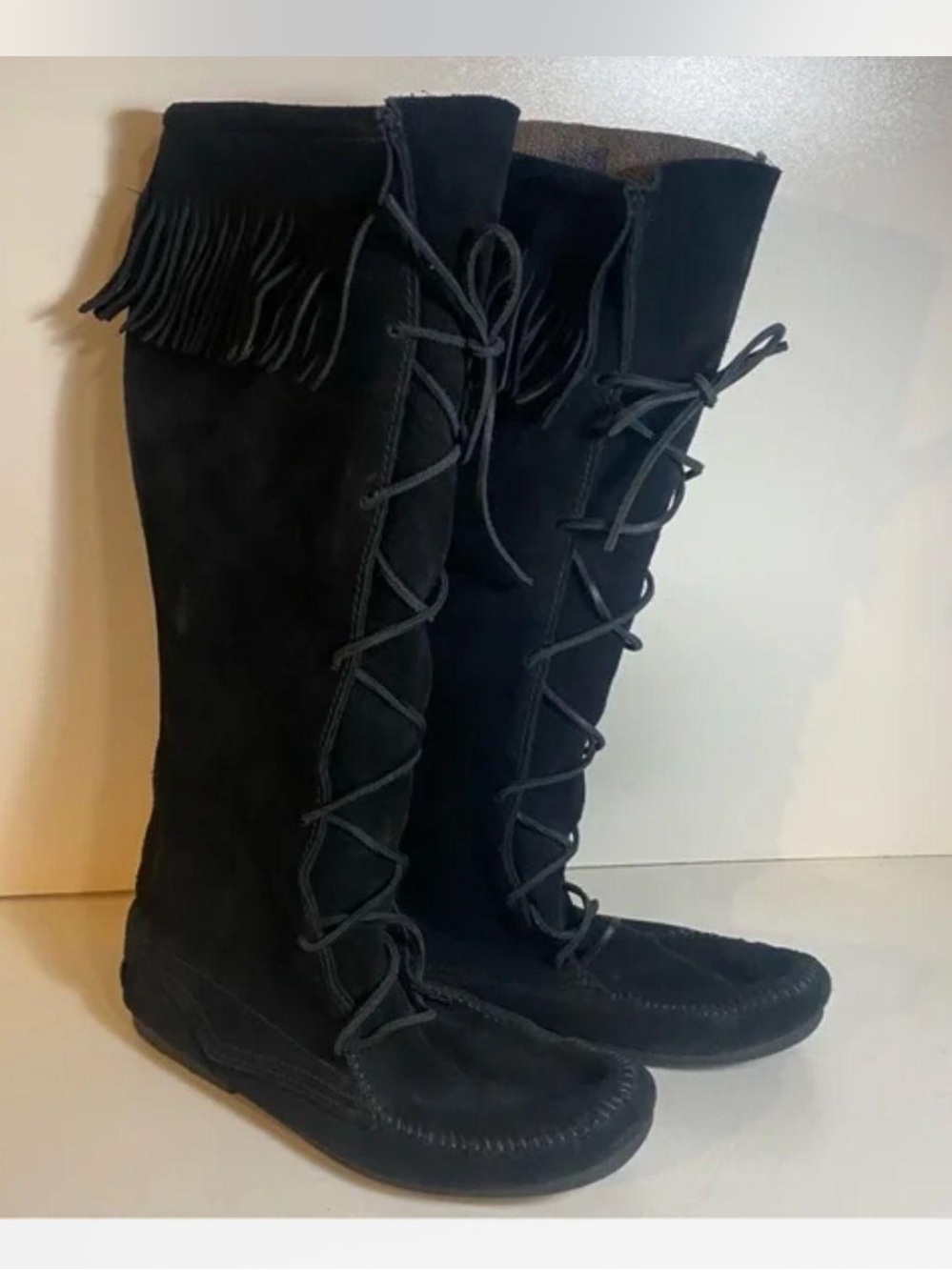 Minnetonka Black Fringe Lace-Up Knee-High Suede Boots size 10